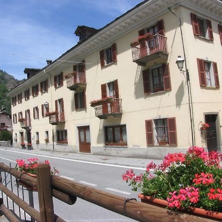 Hotel Col Du Mont Arvier Bagian luar foto