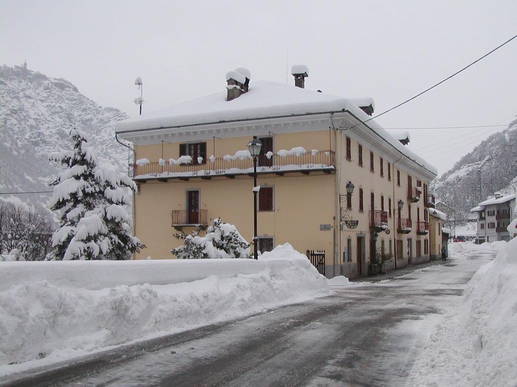 Hotel Col Du Mont Arvier Bagian luar foto